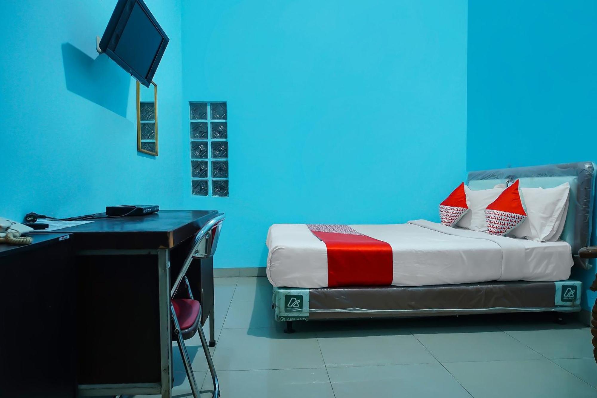 Oyo 92577 Hotel Sidikalang Near Kejaksaan Negeri Dairi Luaran gambar