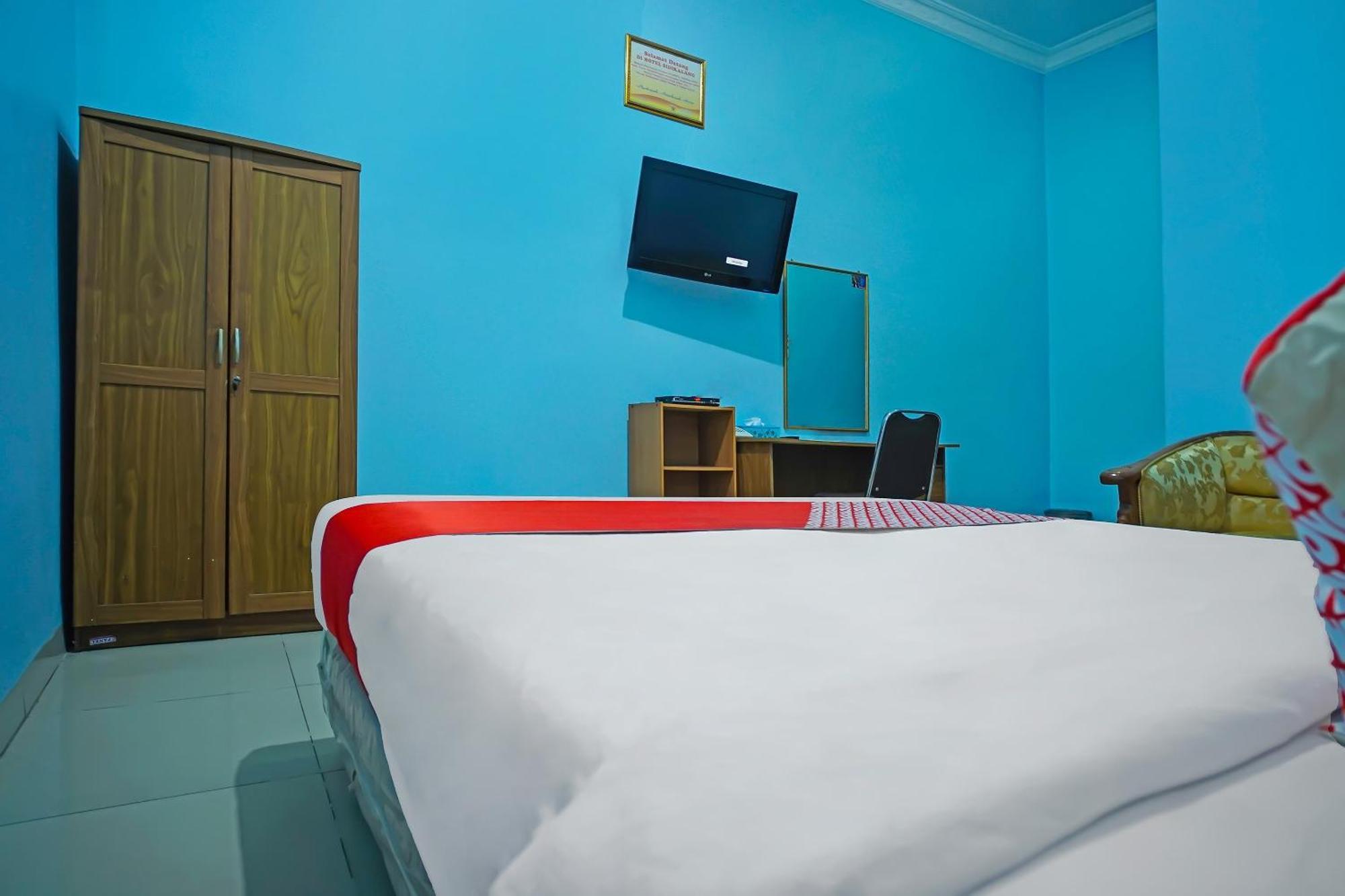 Oyo 92577 Hotel Sidikalang Near Kejaksaan Negeri Dairi Luaran gambar
