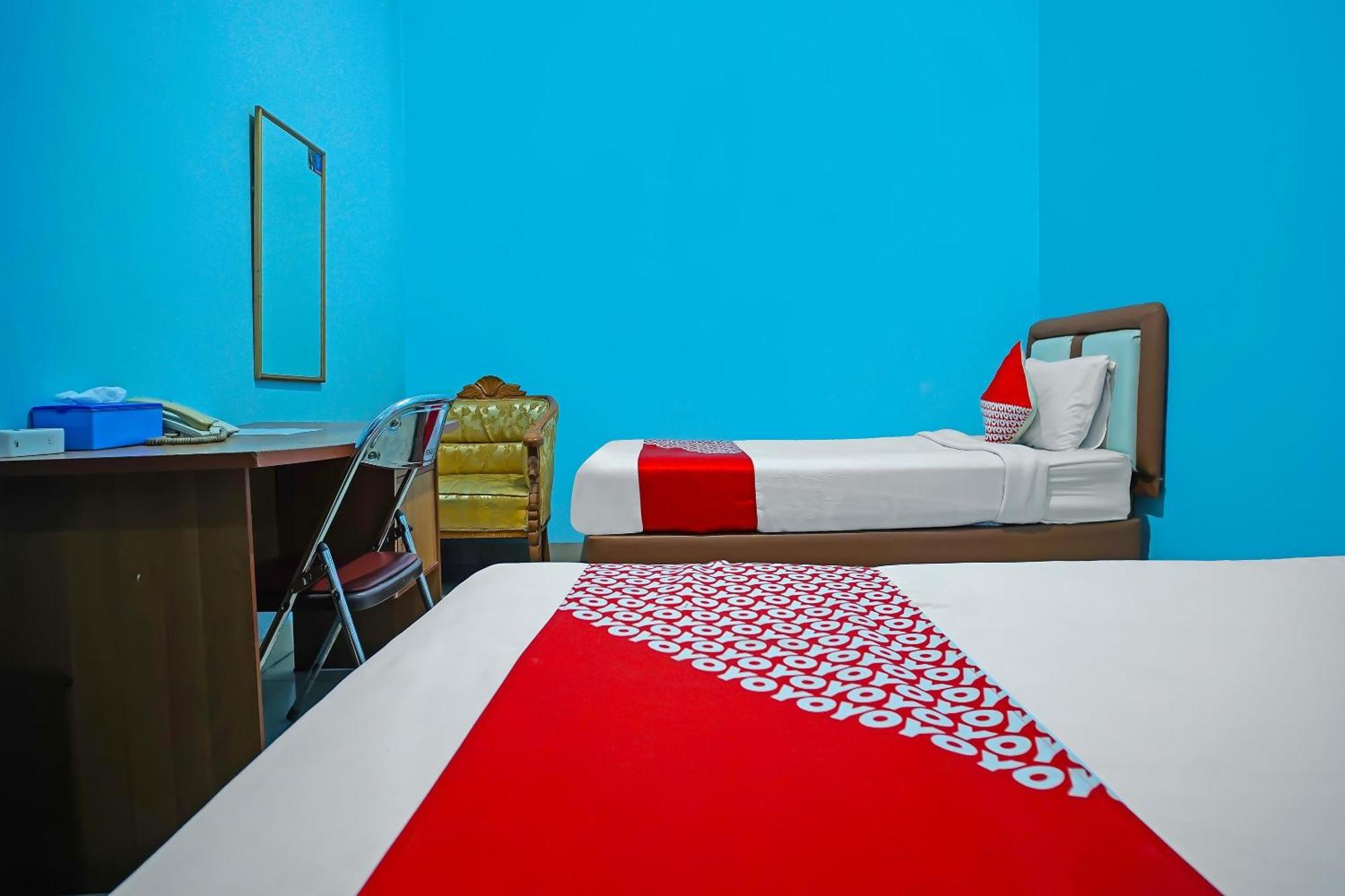 Oyo 92577 Hotel Sidikalang Near Kejaksaan Negeri Dairi Luaran gambar